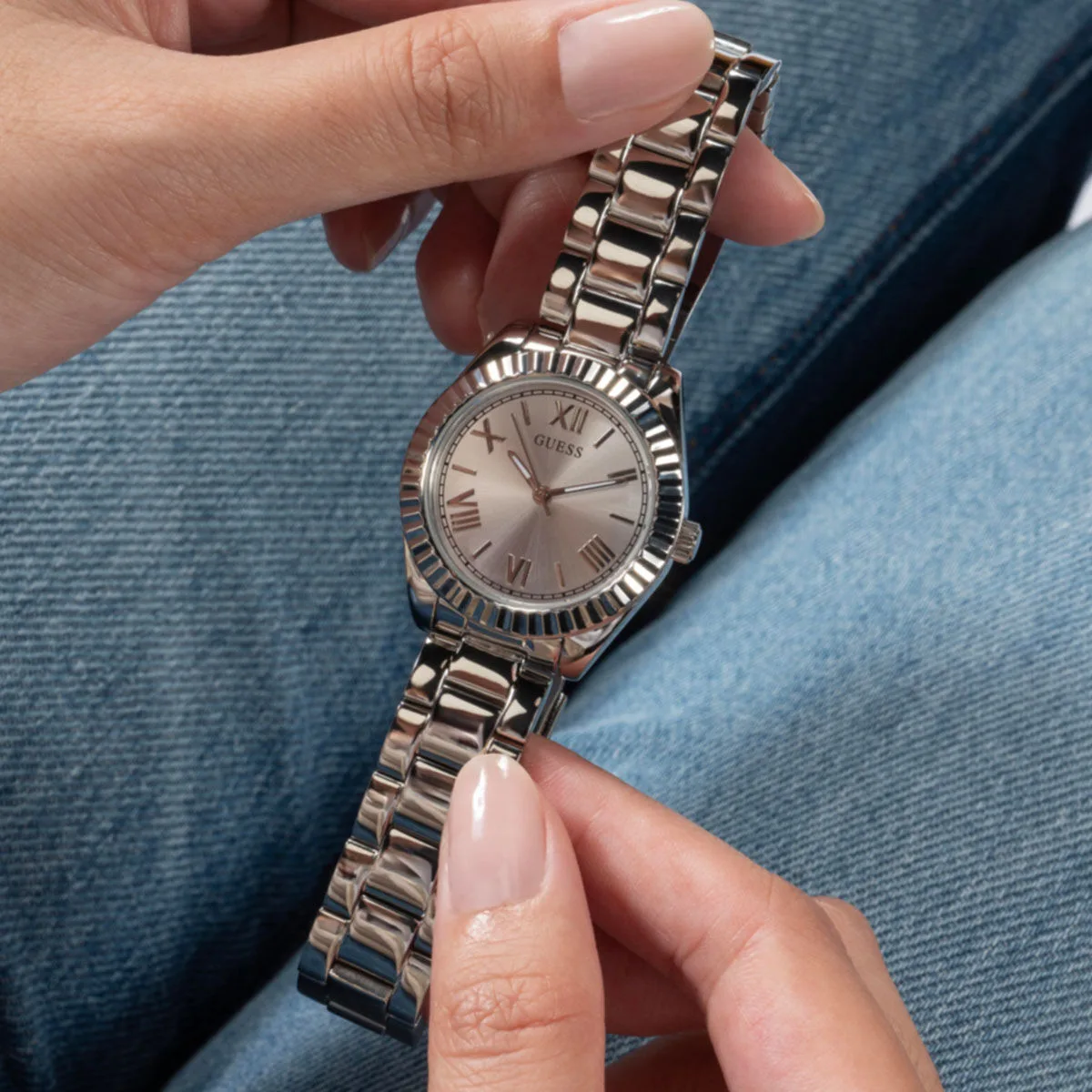 Guess Women Watch GUGW0687L1 8