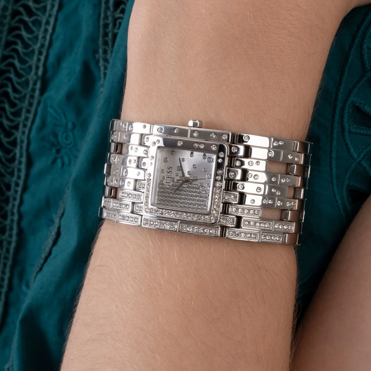 Guess Per femra Ore GUGW0441L1 4