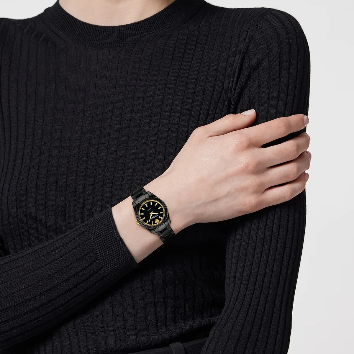 Versace Women Watch VRSCVE9F00124 4