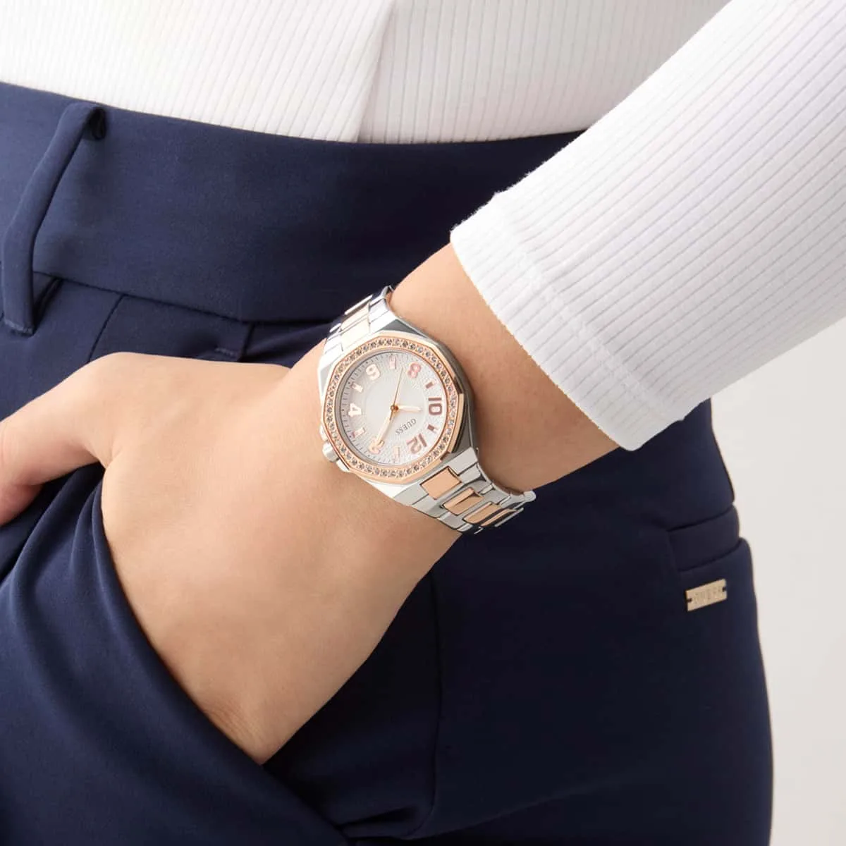 Guess Женски Часовник GUGW0877L5 6